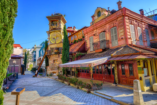 TBİLİSİ AİRPORT (TBS)